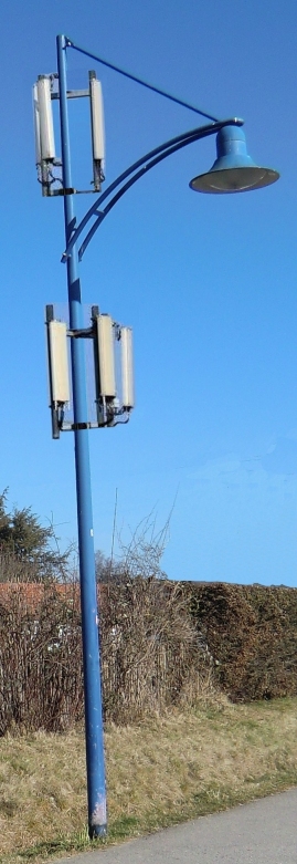 Sieht so die neue Stadtberger Straßenlaterne mit Mobilfunkantennen aus?